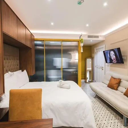 Zebbuga Deluxe Balcony 4 *