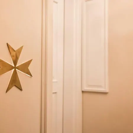 Zebbuga Deluxe Balcony 4 * Żebbuġ