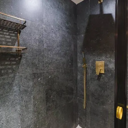 Zebbuga Deluxe Balcony 4 بيت للعطل *